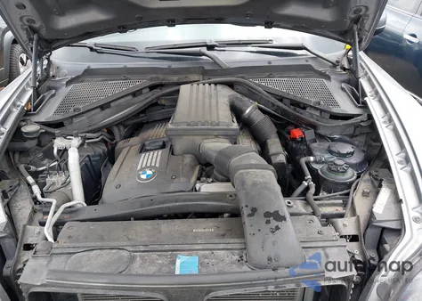 2008 BMW X5 3.0Si z USA, uszkodzony, nr VIN 5UXFE43578L008910